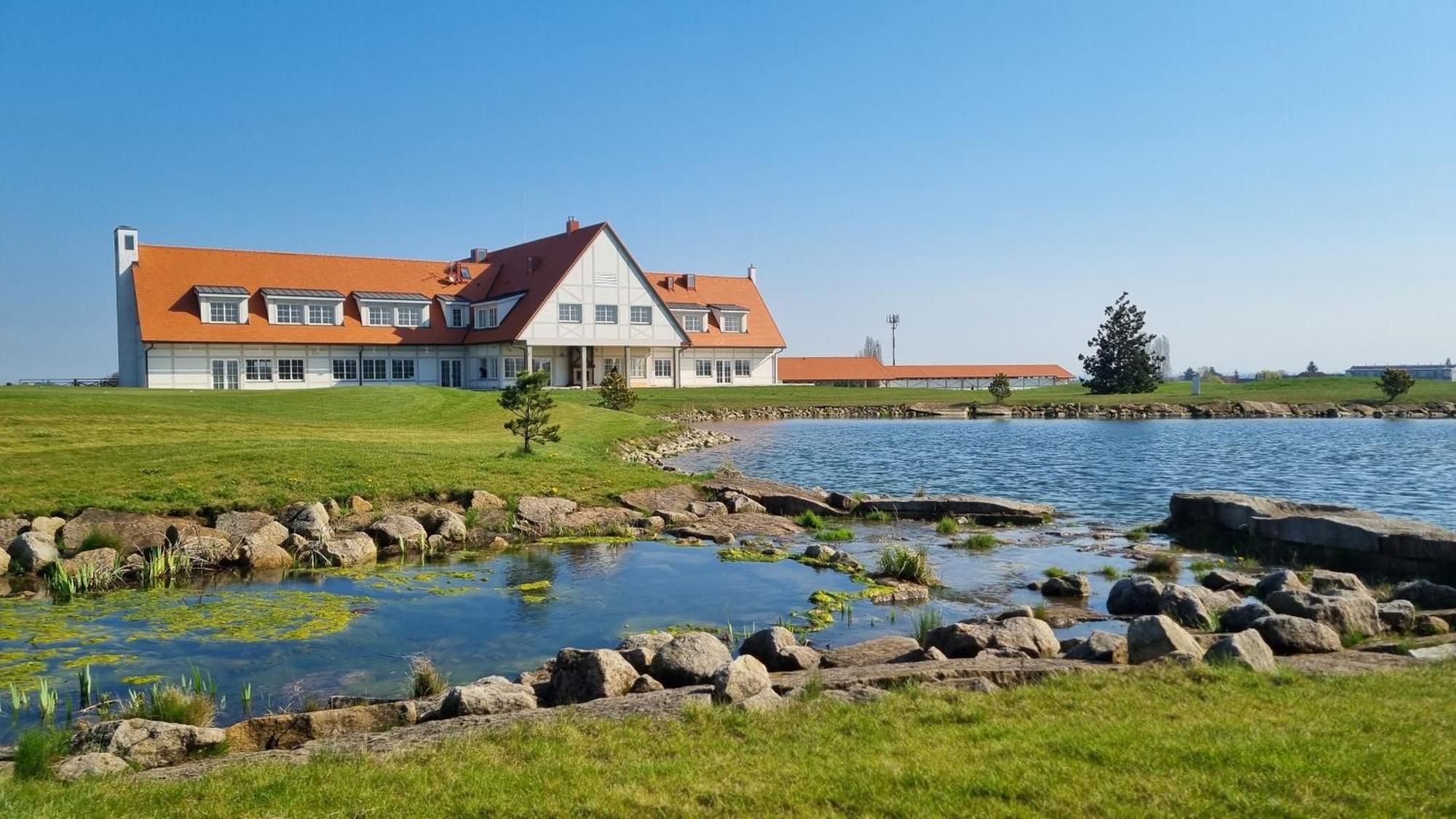 Apartments By Prague City Golf Eksteriør billede